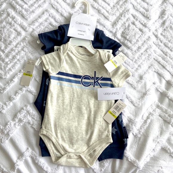 Calvin Klein 3 piece set 3- 6 months - Picture 1 of 6